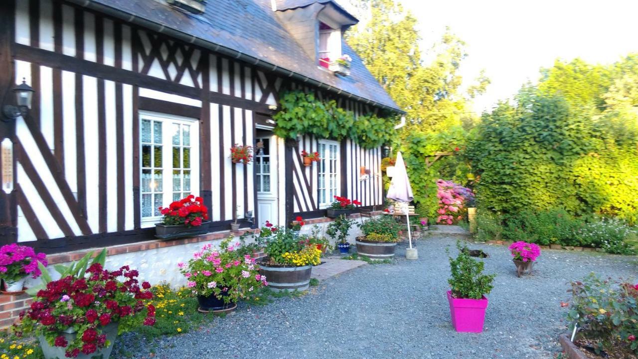 Les Alicourts Affittacamere Annebault Esterno foto